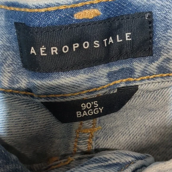 Aeropostale Women's High-Rise Baggy 90's Distressed Jean Size 12R NWT - Picture 5 of 9